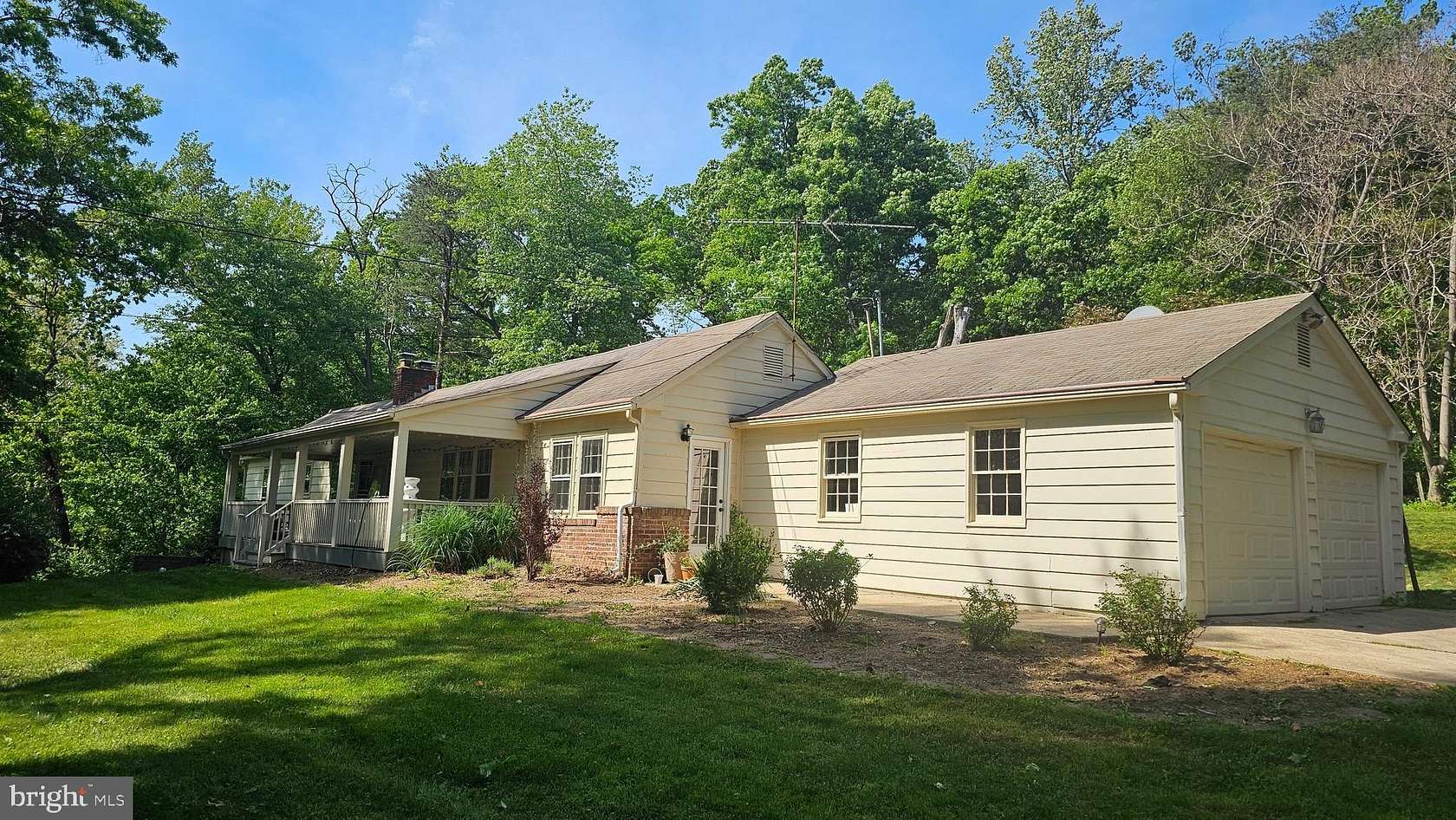 2 Acres of Land with Home for Lease in Vienna, Virginia