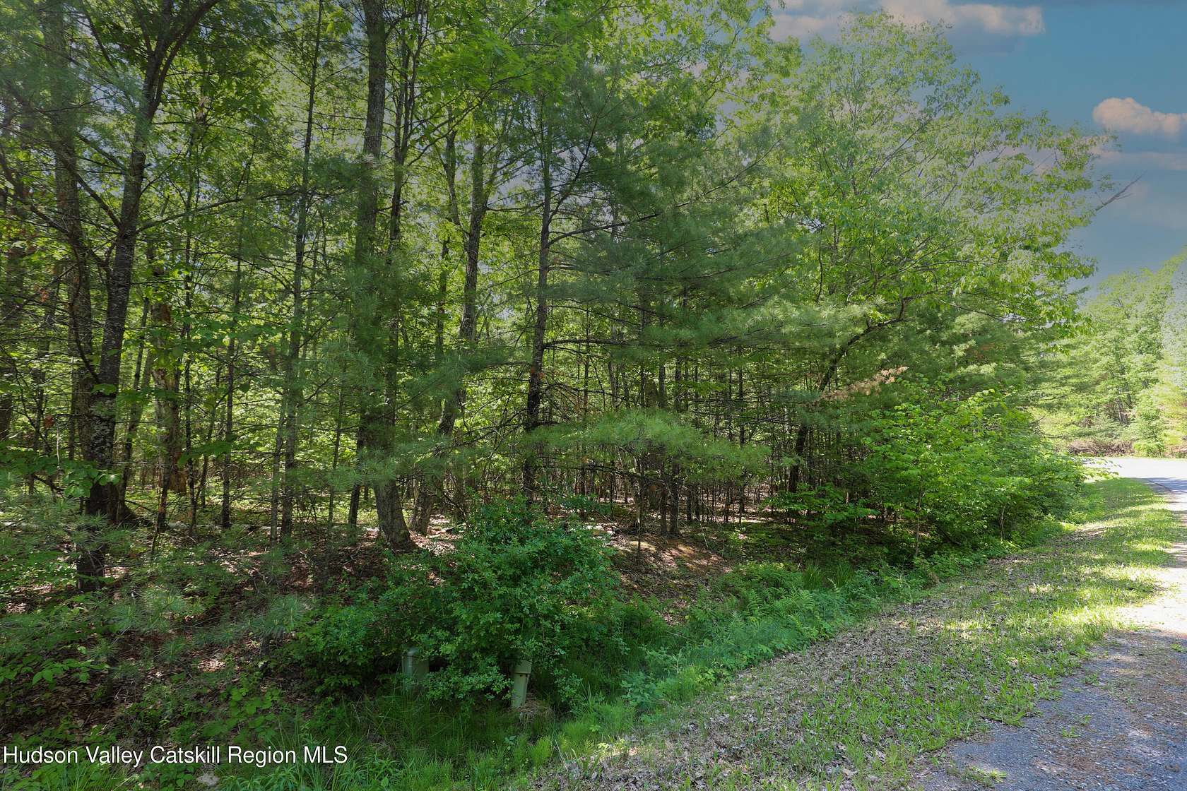 1.4 Acres of Residential Land for Sale in Glenford, New York
