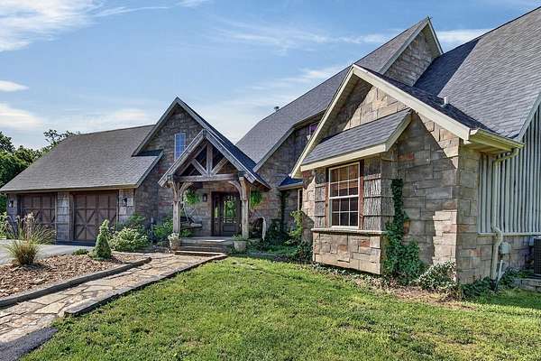 89.5 Acres of Recreational Land with Home for Sale in Strafford, Missouri
