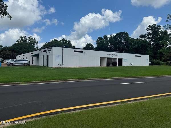 3.44 Acres of Improved Commercial Land for Sale in Natchez, Mississippi