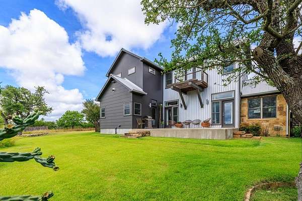15 Acres of Land for Sale in Fredericksburg, Texas