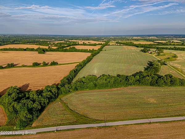 5 Acres of Residential Land for Sale in Shelbyville, Kentucky