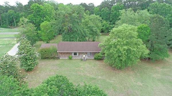 2 Acres of Land with Home for Sale in Summerton, South Carolina