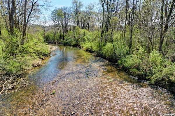 22 Acres of Mixed-Use Land for Sale in Hot Springs Village, Arkansas