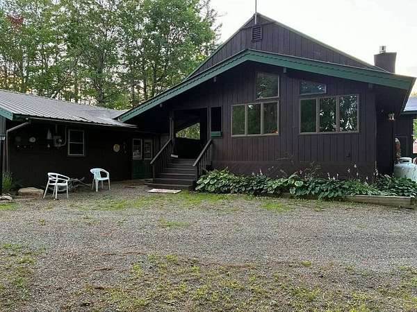 2.8 Acres of Improved Mixed-Use Land for Sale in Speculator, New York
