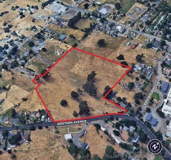 16 Acres of Land for Sale in Petaluma, California