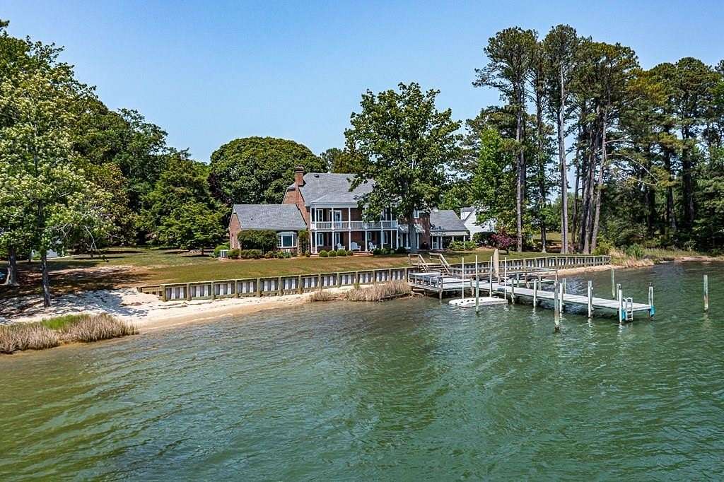 13 Acres of Land with Home for Sale in Wicomico Church, Virginia
