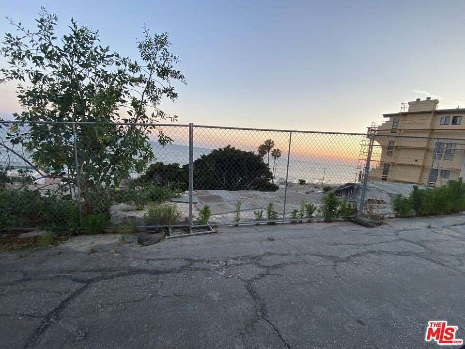 0.11 Acres of Land for Sale in Malibu, California