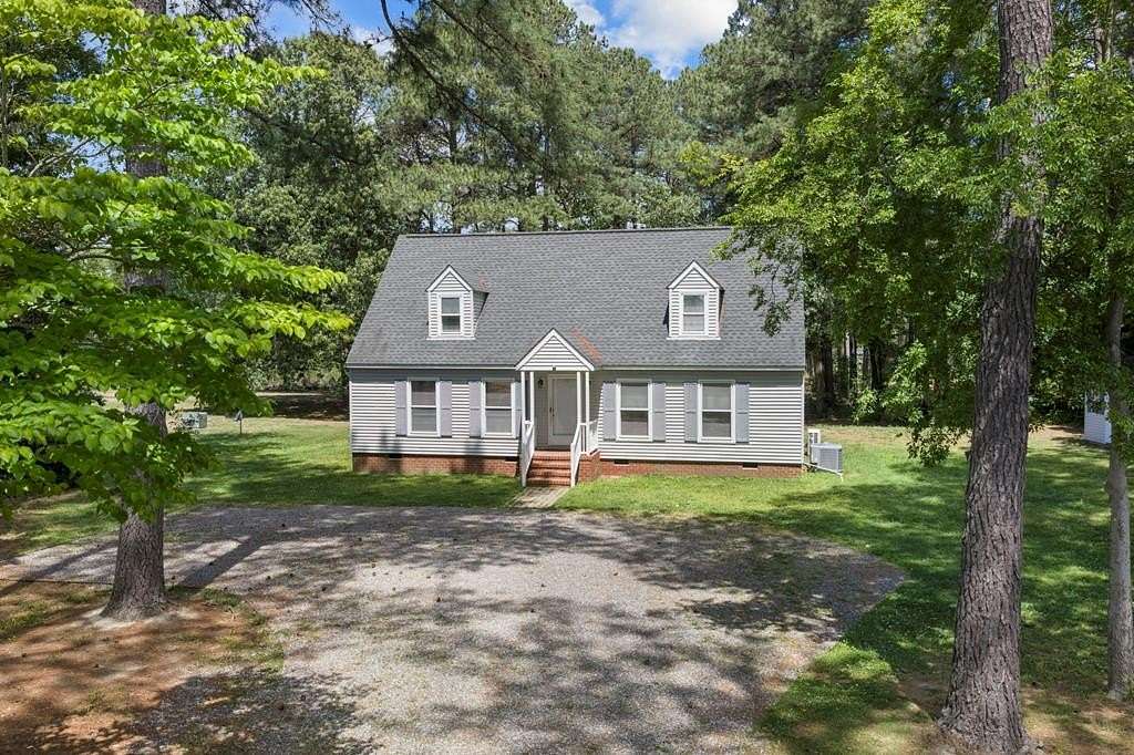 3.62 Acres of Land with Home for Sale in Lancaster, Virginia