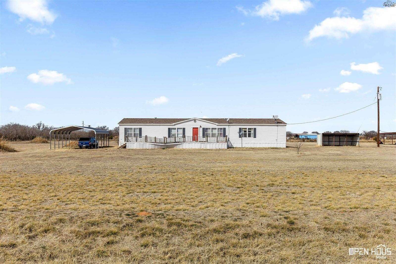 4.58 Acres of Land with Home for Sale in Wichita Falls, Texas