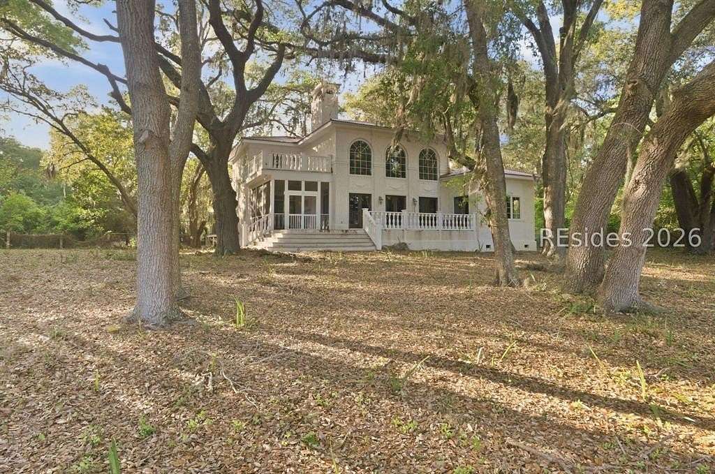 5 Acres of Land with Home for Sale in Saint Helena Island, South Carolina