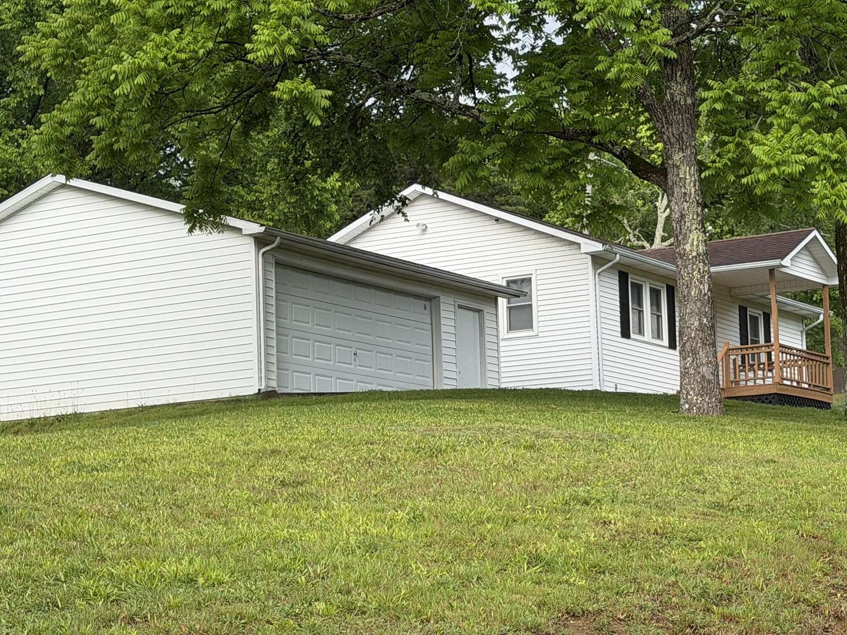 2 Acres of Land with Home for Sale in Monticello, Kentucky