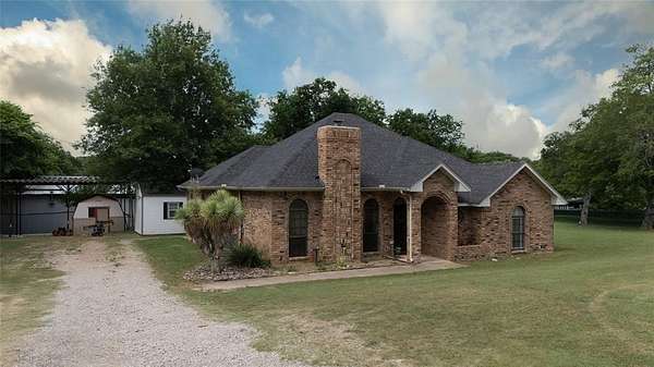 2 Acres of Land with Home for Sale in Waxahachie, Texas