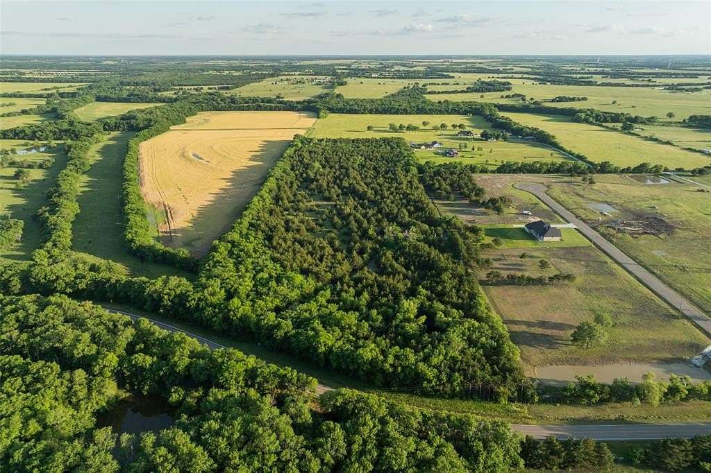 15.8 Acres of Land for Sale in Celeste, Texas