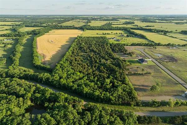 15.8 Acres of Land for Sale in Celeste, Texas