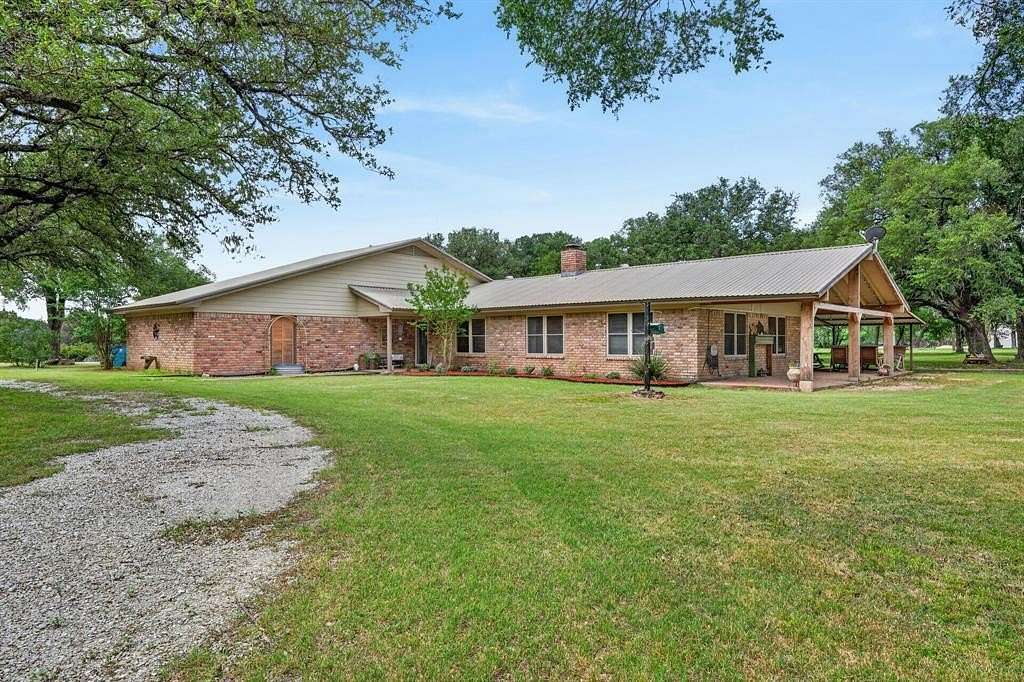 6.55 Acres of Land with Home for Sale in Clifton, Texas