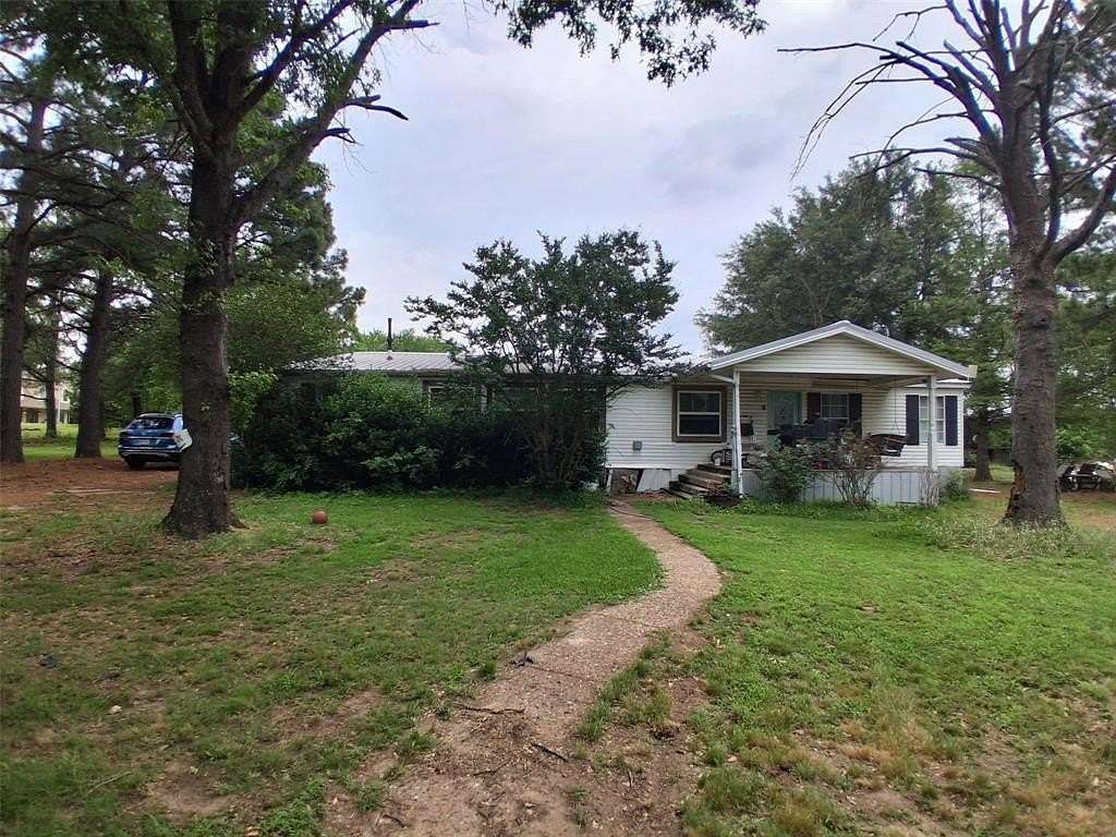 1.7 Acres of Land with Home for Sale in Alba, Texas