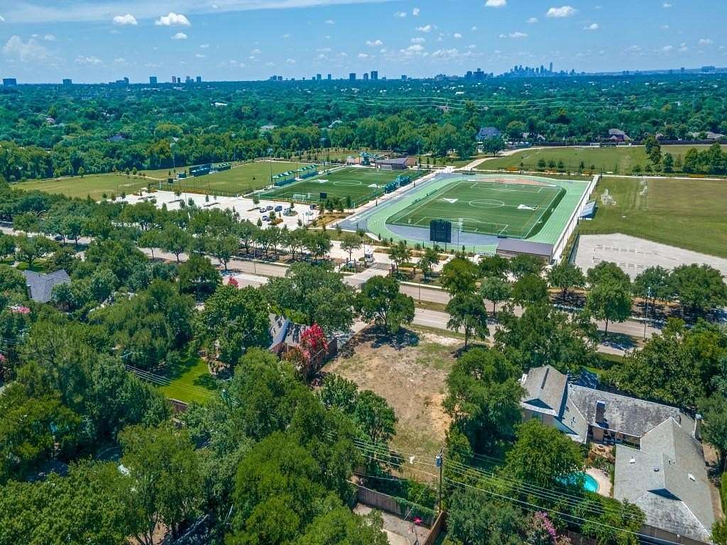 0.52 Acres of Residential Land for Sale in Dallas, Texas