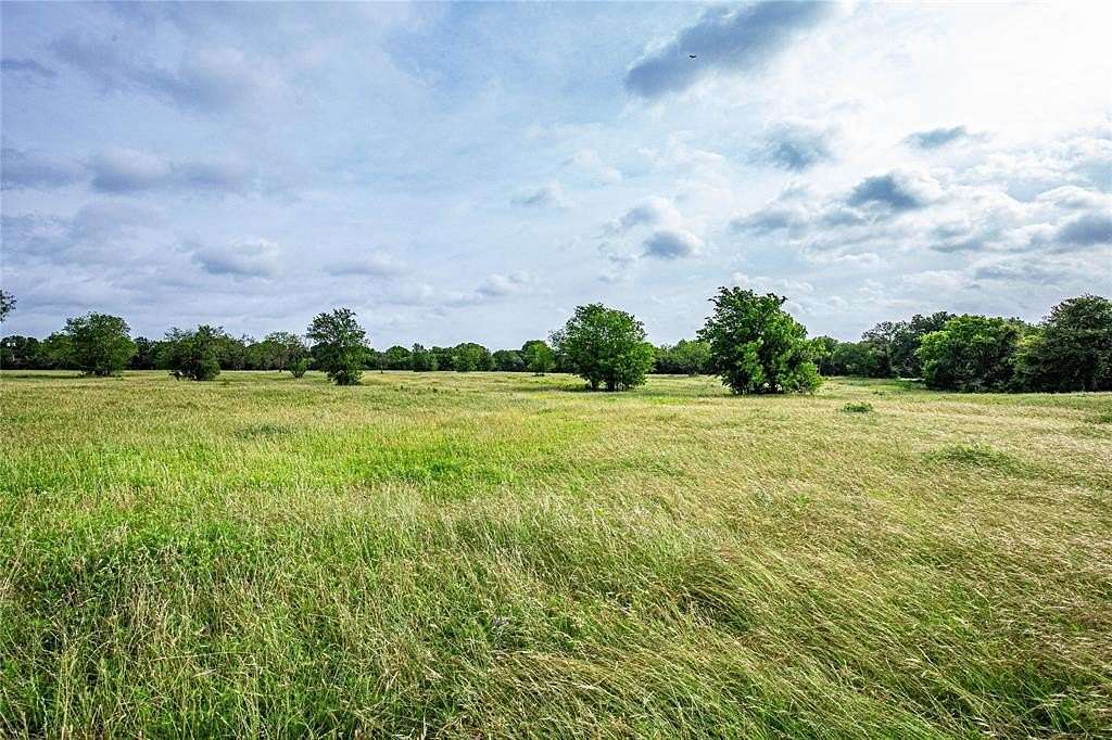 15.8 Acres of Recreational & Residential Land for Sale in Waco, Texas