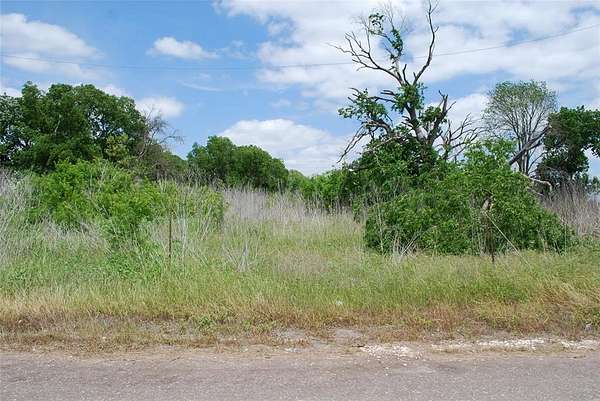 0.75 Acres of Residential Land for Sale in Mart, Texas