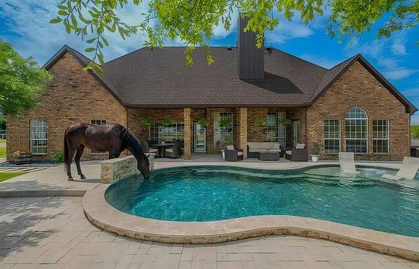 2.86 Acres of Land with Home for Sale in Pilot Point, Texas