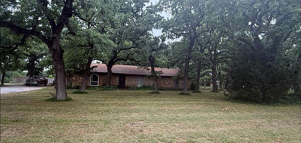 1.62 Acres of Land with Home for Sale in Chico, Texas