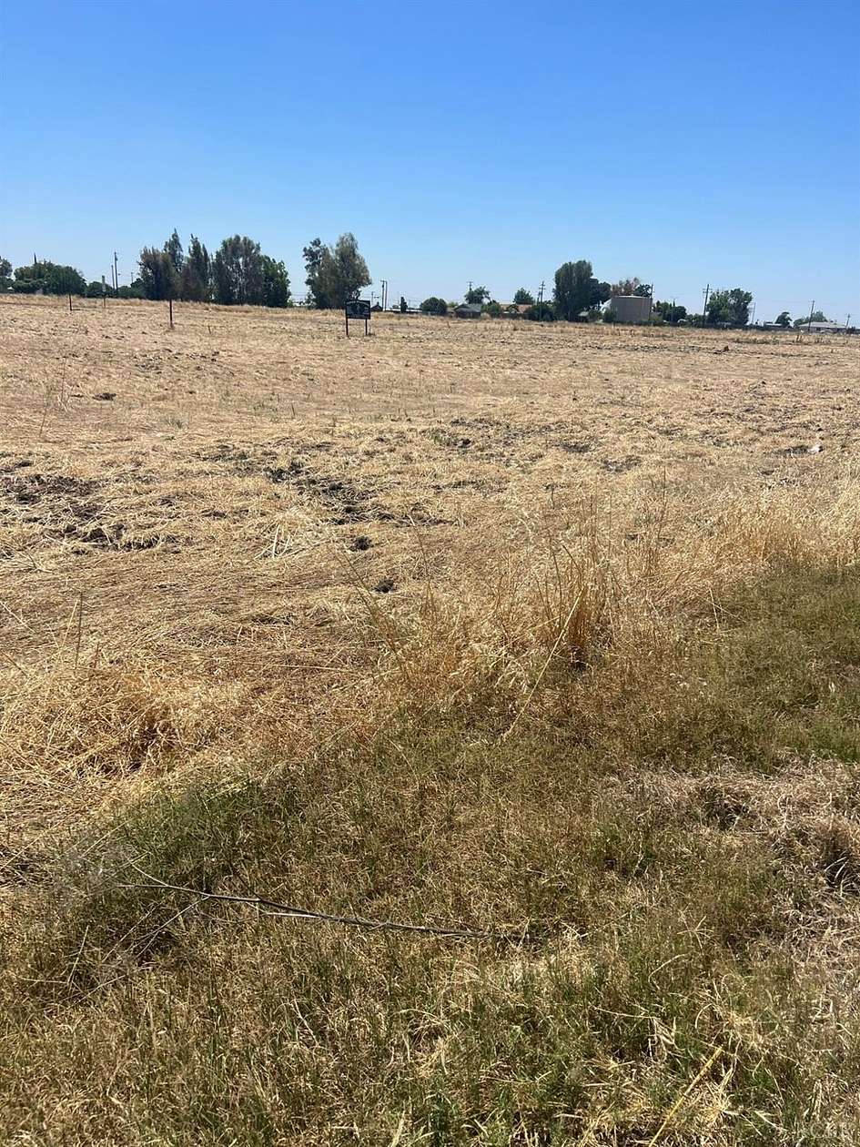 0.16 Acres of Land for Sale in Seville, California