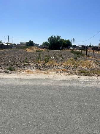 0.4 Acres of Land for Sale in Alpaugh, California