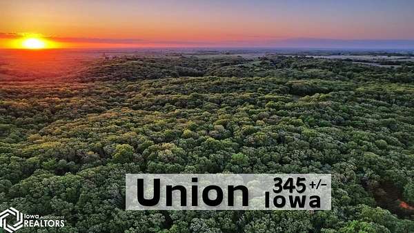 345 Acres of Land for Sale in Thayer, Iowa