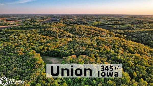 345 Acres of Land for Sale in Thayer, Iowa