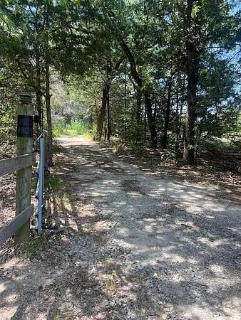 30.4 Acres of Land with Home for Sale in Kemp, Texas
