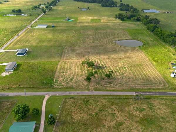 3.35 Acres of Residential Land for Sale in Sulphur Springs, Texas