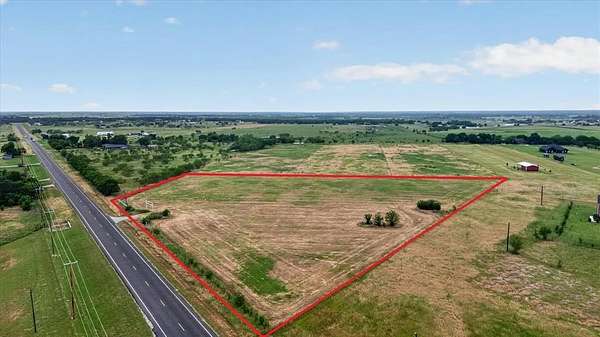 4.46 Acres of Residential Land for Sale in Corsicana, Texas