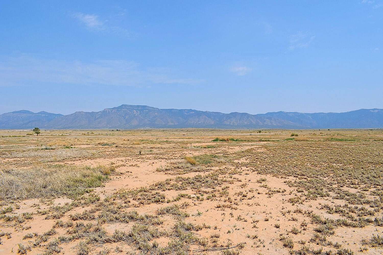 0.25 Acres of Land for Sale in Los Lunas, New Mexico