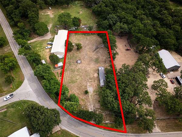 0.94 Acres of Residential Land for Sale in Burleson, Texas