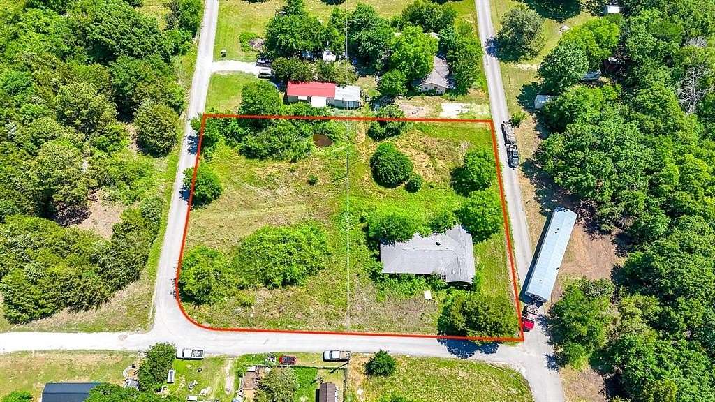 1 Acre of Land for Sale in Frost, Texas