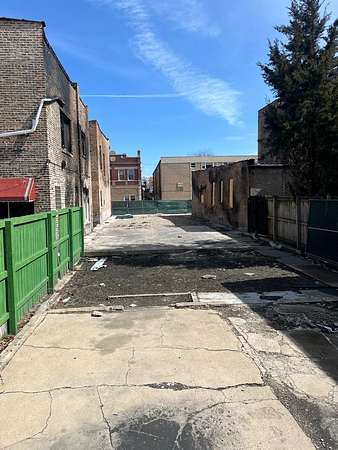0.07 Acres of Commercial Land for Sale in Cicero, Illinois