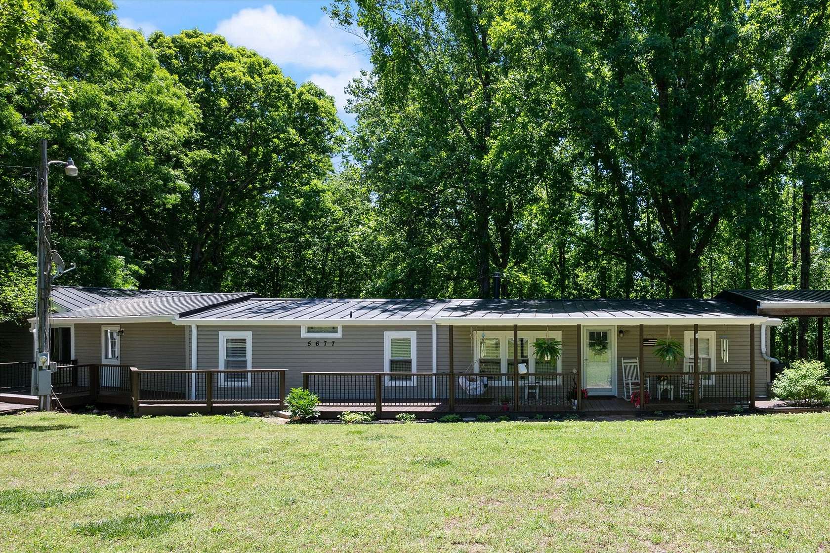 9.59 Acres of Land with Home for Sale in Goodlettsville, Tennessee