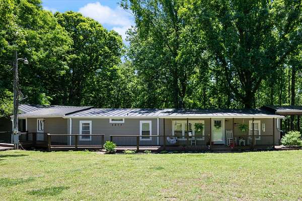 9.59 Acres of Land with Home for Sale in Goodlettsville, Tennessee