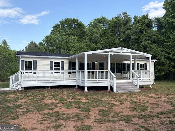 4 Acres of Land with Home for Sale in Forsyth, Georgia