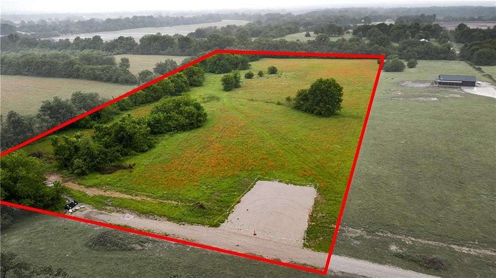 10 Acres of Residential Land for Sale in Archie, Missouri