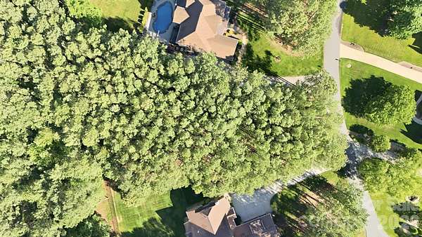 0.9 Acres of Residential Land for Sale in Mooresville, North Carolina