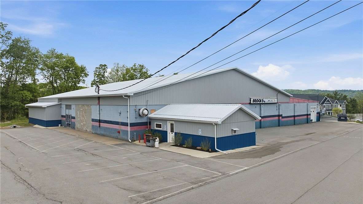 3 Acres of Improved Commercial Land for Sale in Penn Yan, New York