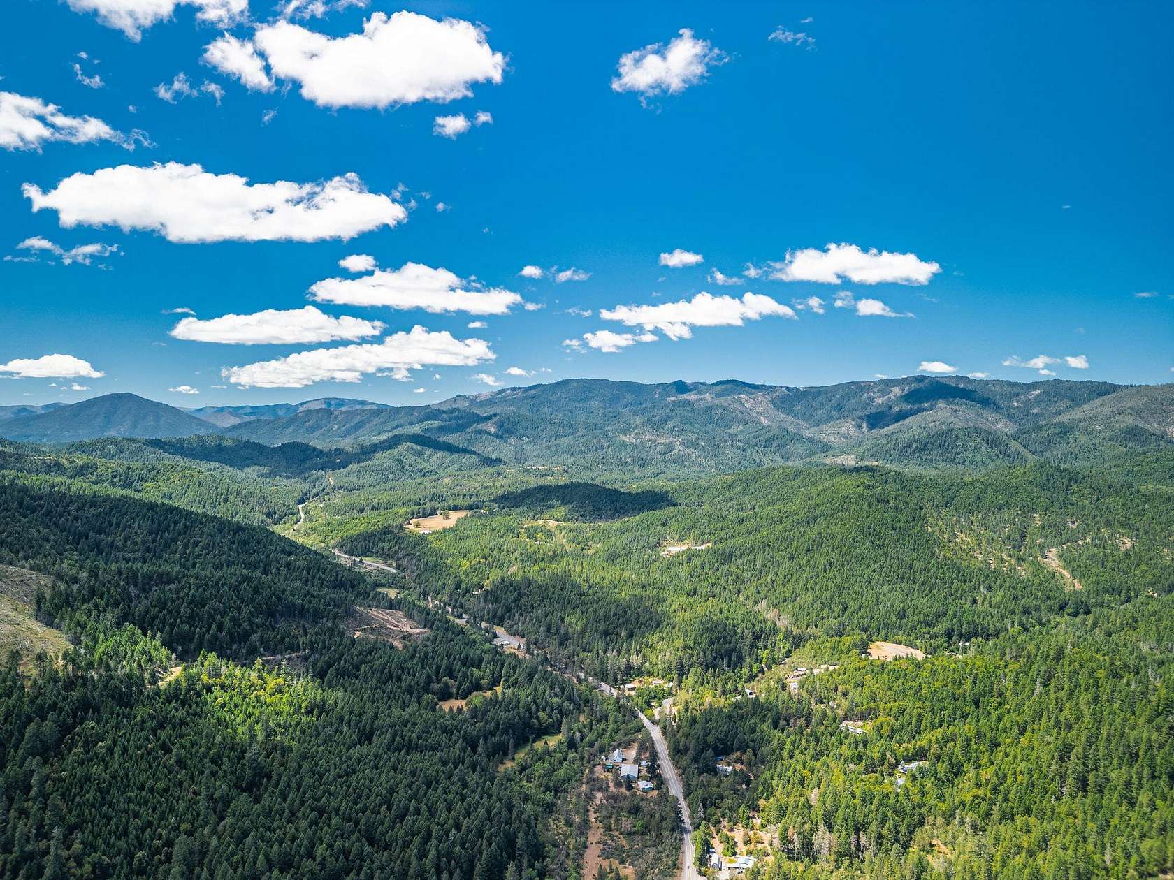 7.7 Acres of Residential Land for Sale in Wilderville, Oregon