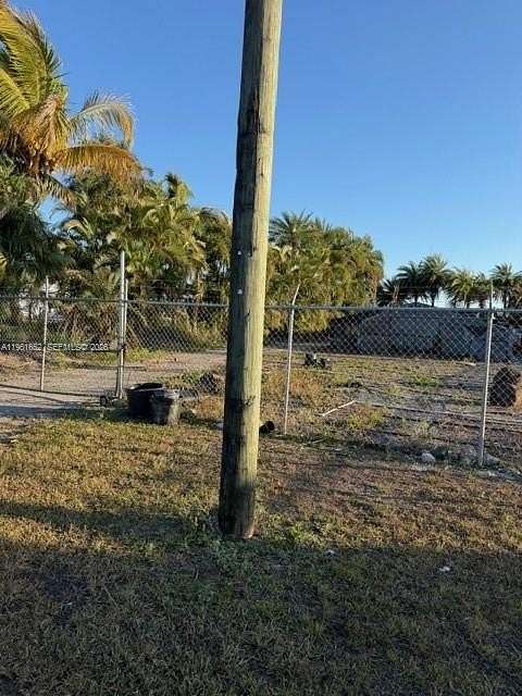 3.37 Acres of Residential Land for Lease in Miami, Florida