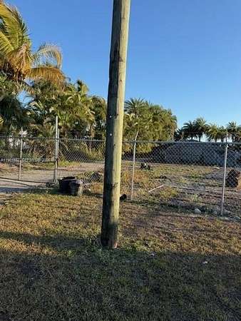 3.37 Acres of Residential Land for Lease in Miami, Florida