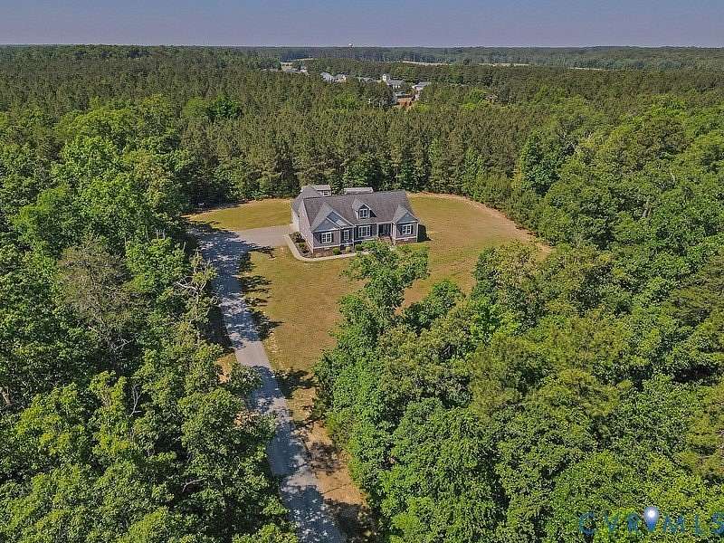 5.2 Acres of Land with Home for Sale in New Kent, Virginia