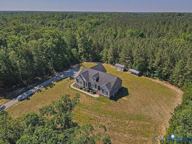 5.2 Acres of Land with Home for Sale in New Kent, Virginia