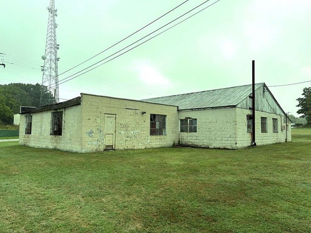 2.24 Acres of Improved Commercial Land for Sale in Pleasantville, Pennsylvania
