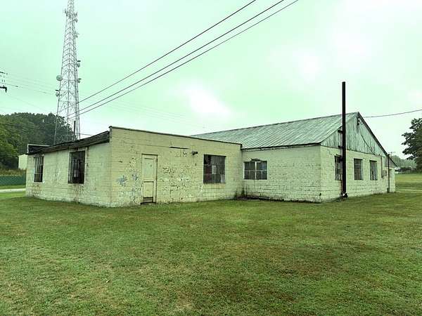 2.24 Acres of Improved Commercial Land for Sale in Pleasantville, Pennsylvania
